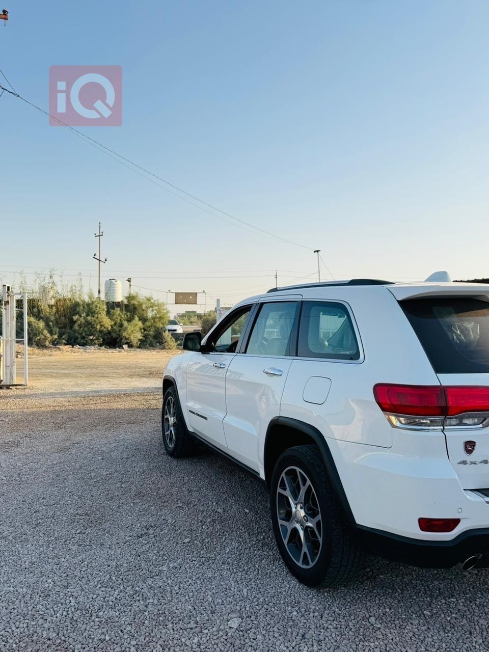 جيب جراند شيروكي